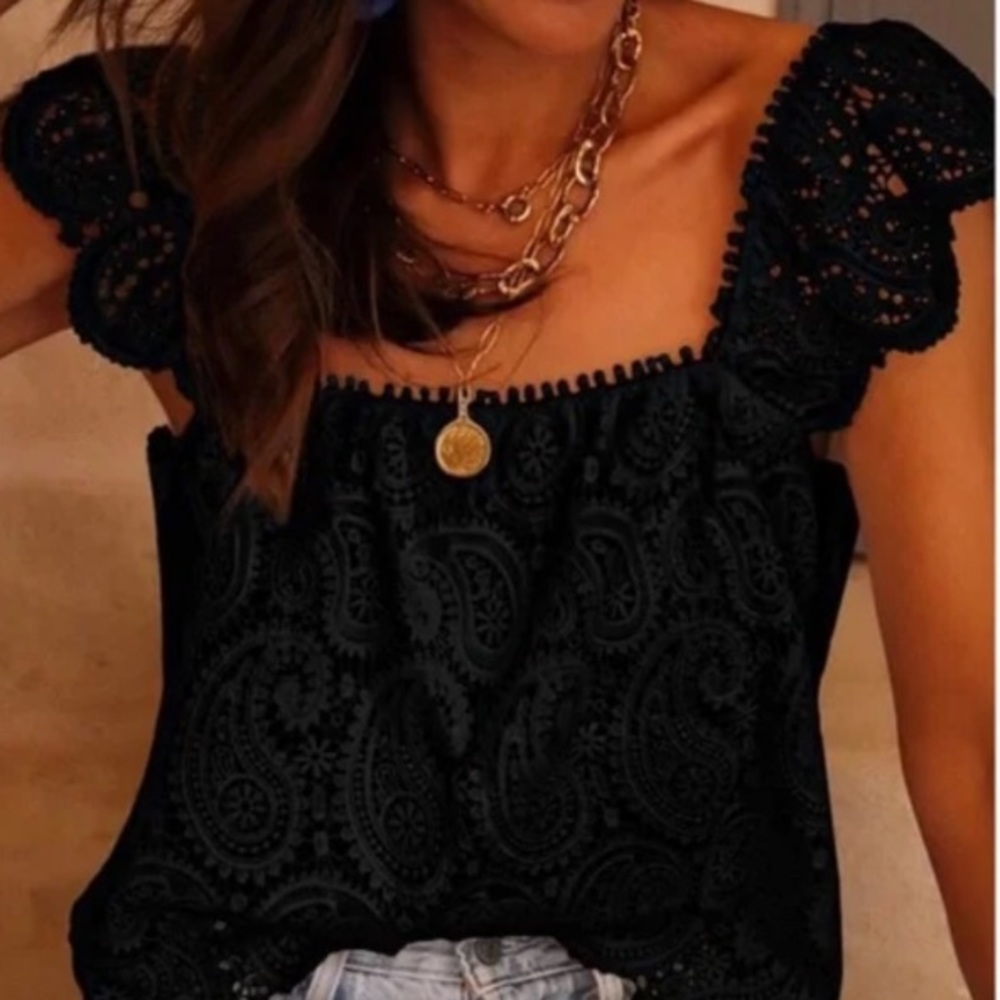 Boho Paisley Lace Crochet Ruffle Tank Top - Picture 5 of 5
